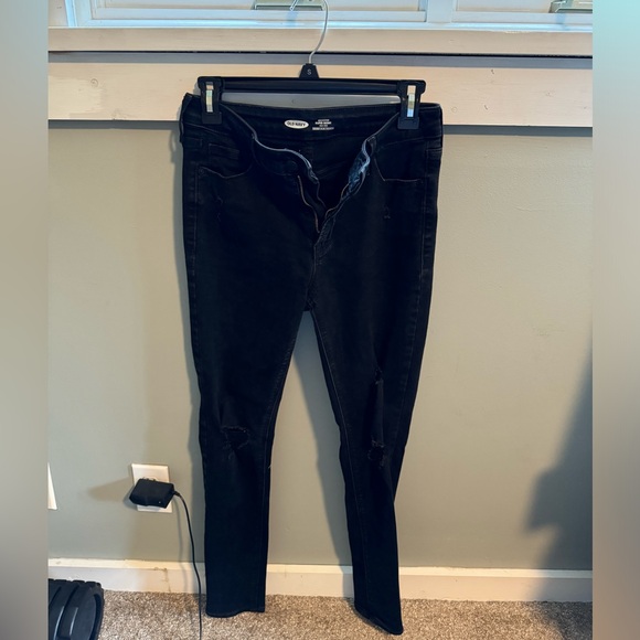High Waisted Old Navy Rockstar Distressed Super Skinny Jeans - Picture 1 of 4